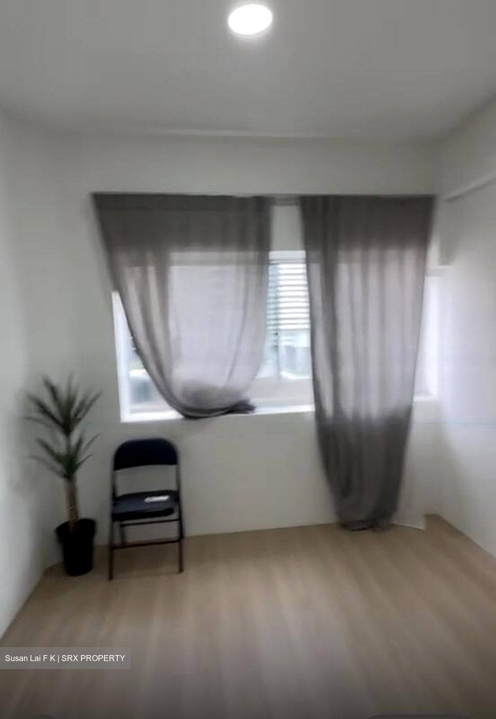 Textile Centre (D7), Office #516261951